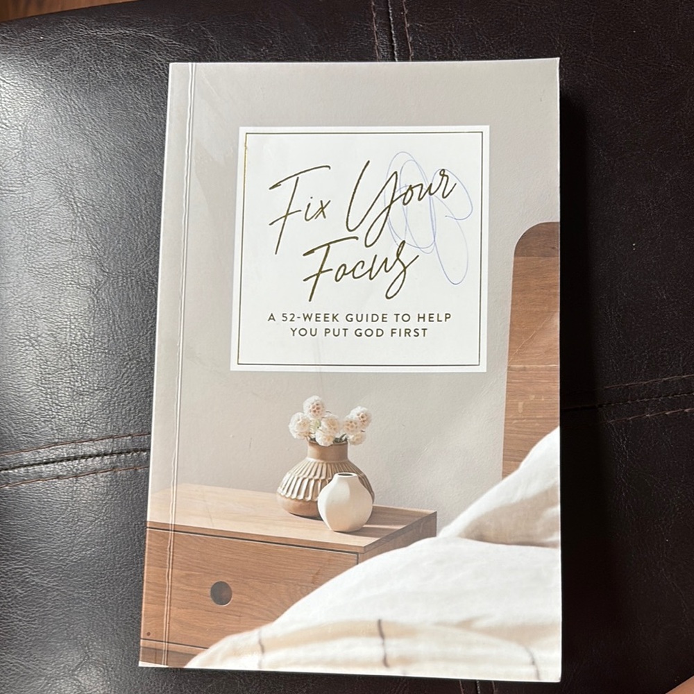 Fix Your Focus Book - Cream Cover